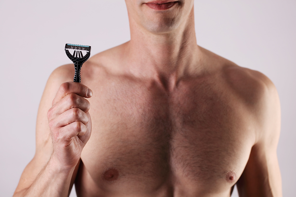 депиляция волос на груди у мужчин фото 95