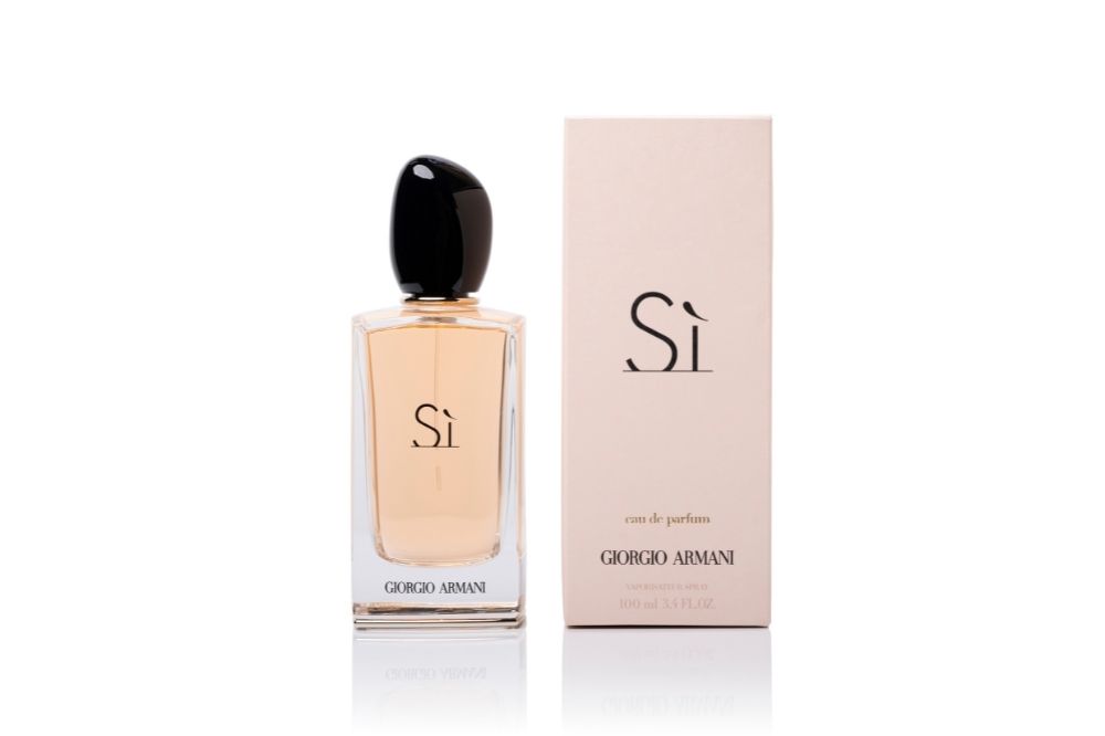Najpiękniejsze perfumy damskie 2022: Armani Si